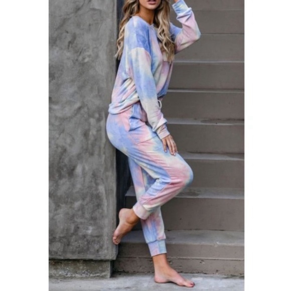 Blue Tie-dye Loungewear Set - Picture 2 of 6